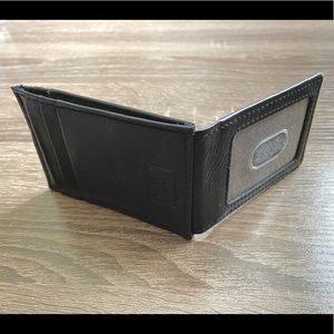 Denizen Levi’s Black Wallet